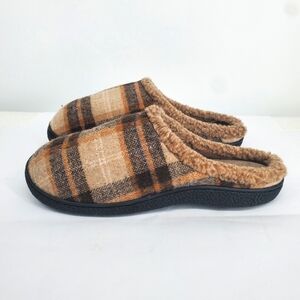 Isotoner Men's Memory Foam Eco Comfort Slippers Large 9.5-10.5 Dark Chocolate